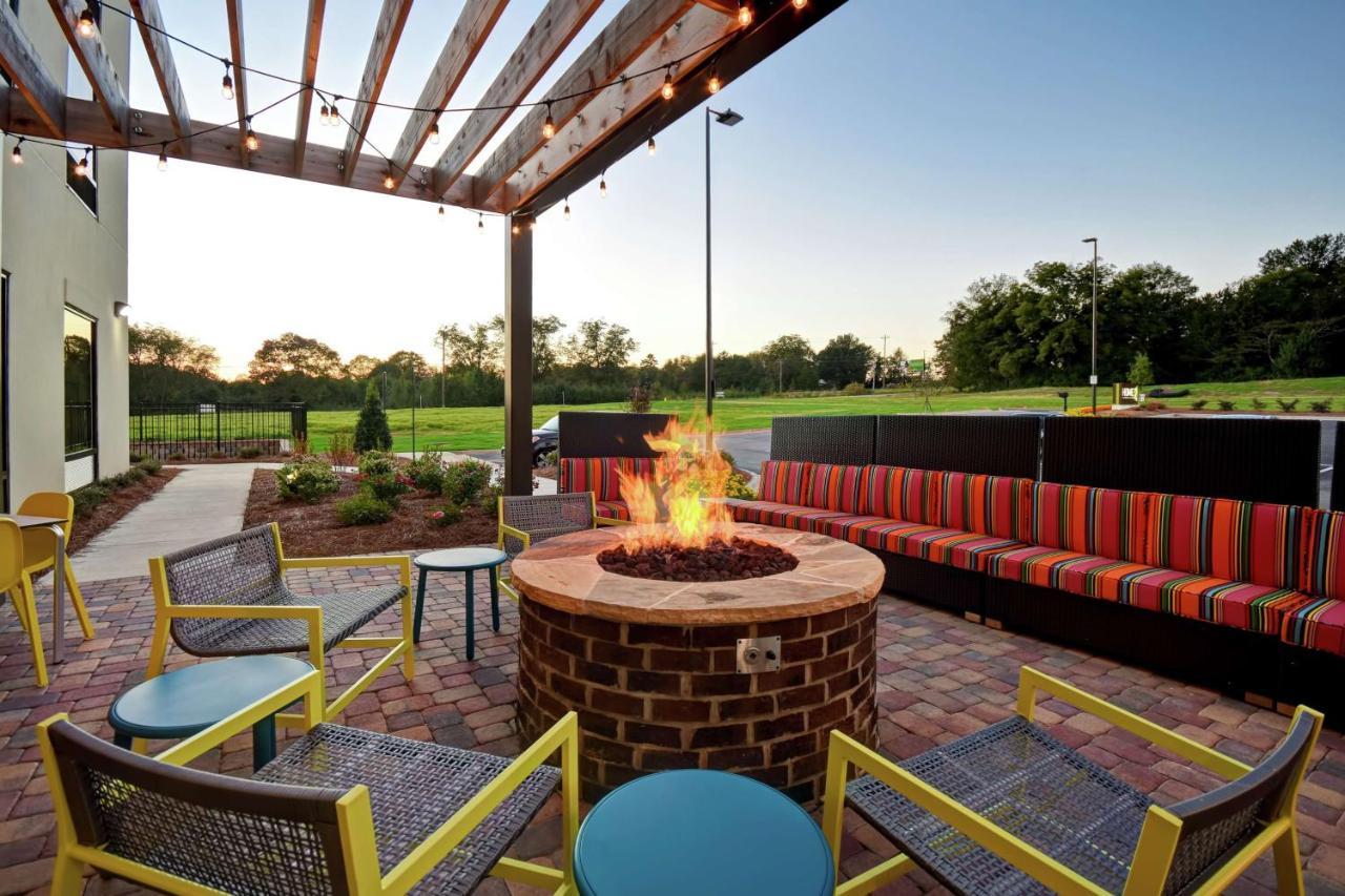 Home2 Suites By Hilton Lagrange Bagian luar foto
