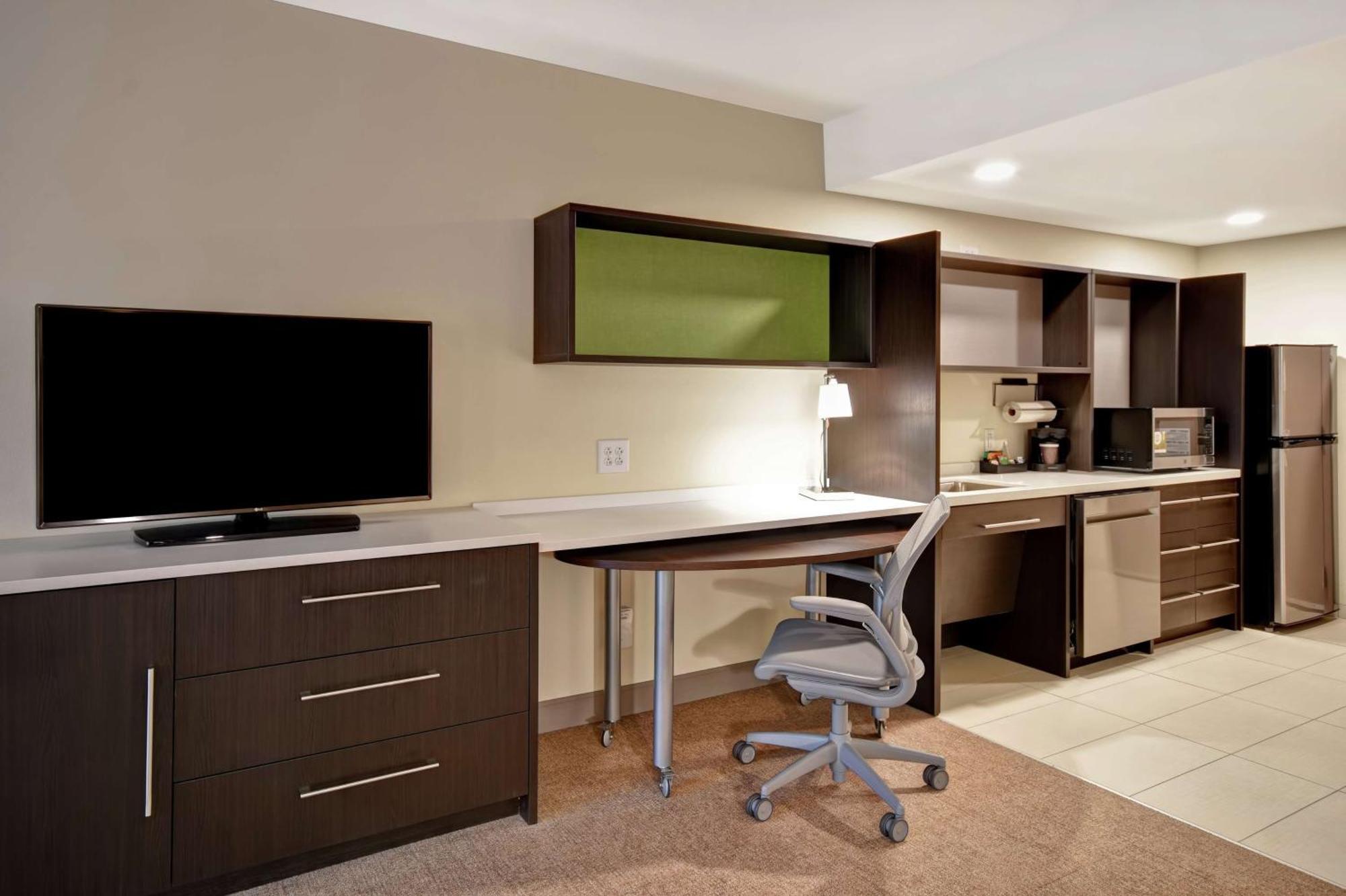Home2 Suites By Hilton Lagrange Bagian luar foto